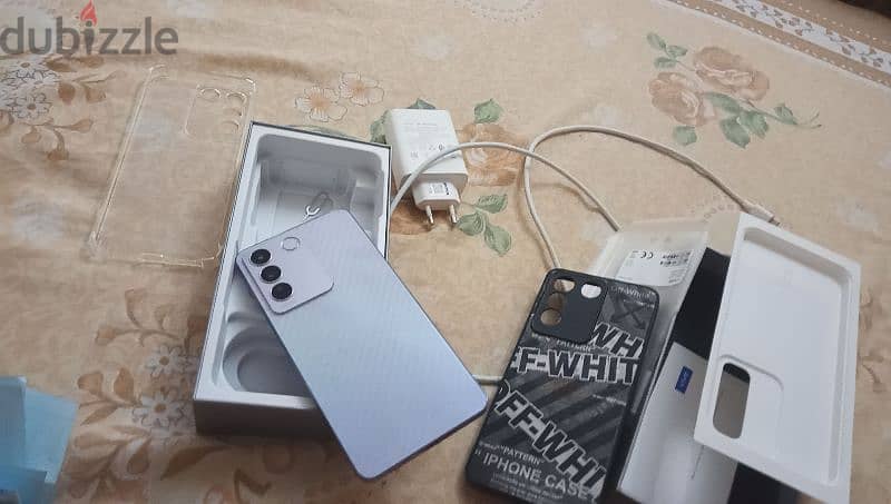 للبيع فون vivo v27e 8