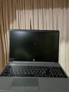 Laptop HP 250 G8