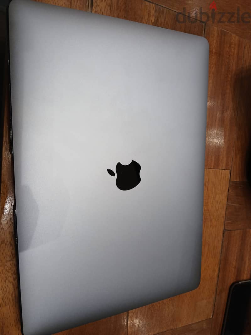 Apple MacBook Air M1 Grey 2020 3