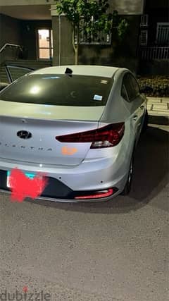 Hyundai Elantra 2025