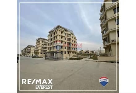 Ready to move apartment with installments in Badya