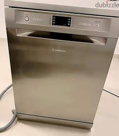 غسالة اطباق اريستون بحالة ممتازة Dishwasher ariston