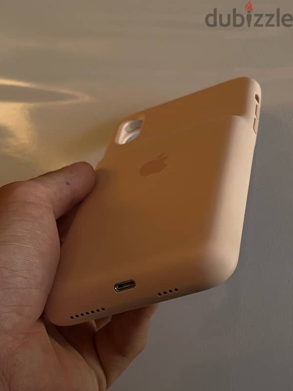 Apple smart bower bank case iPhone Xs Max 9