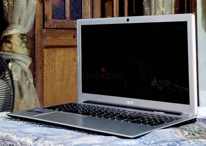 Acer Aspire V5-5716