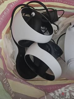 Playstation VR2 with charging dock