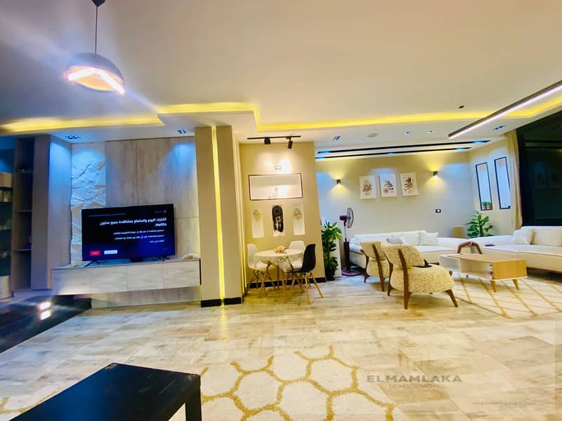 For sale: an opportunity apartment in Sheikh Zayed, next to Beverly Hills and the Al Ahly Club. It's a raised ground floor with a private entrance 1