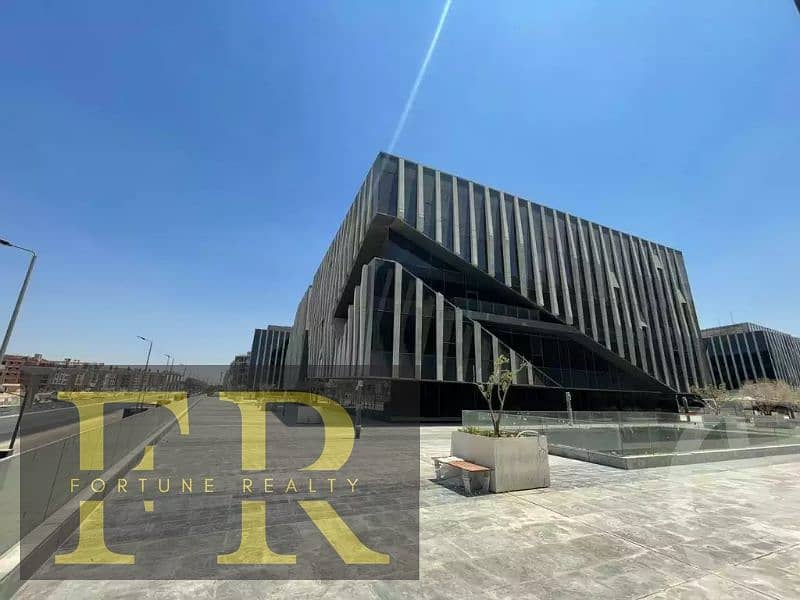 Hot Deal / Office  250 m for rent in Sodic - Fifth Settlement 1