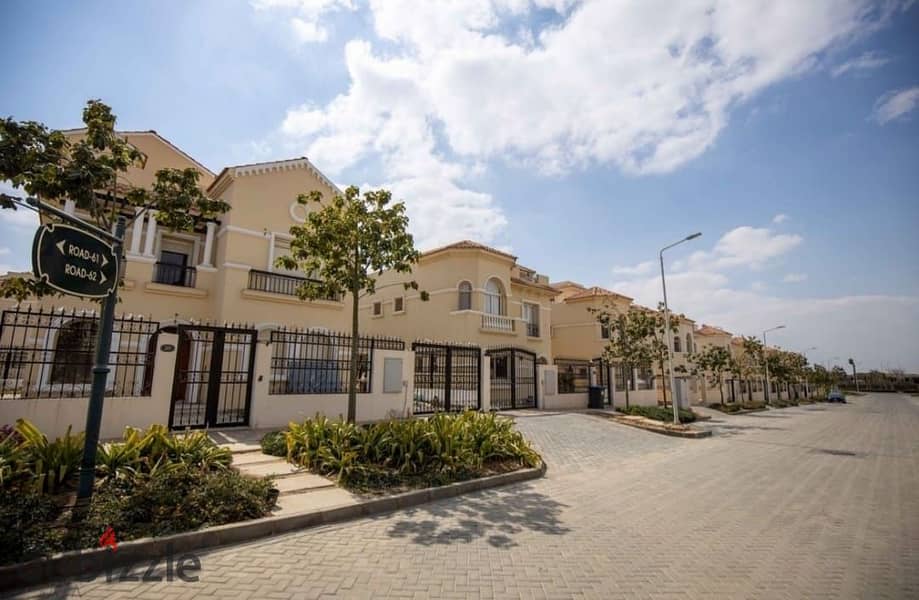 Townhouse Corner 235 sqm for sale in Hyde Park, Fifth Settlement, in installments over 8 years 2