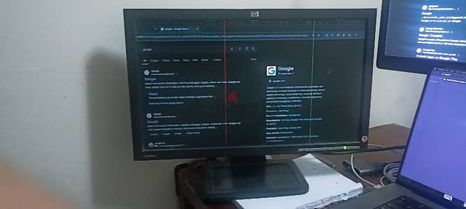 شاشة  hp ١٨ بوصه اضاءتها ضعيفه بها خطين