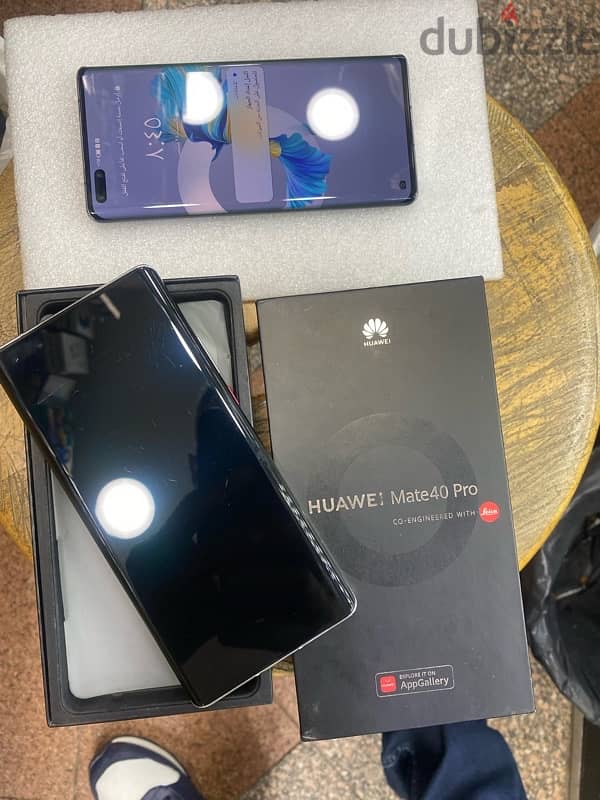 Huawei Mate 40 Pro 5G dual sim 256G Silver Black 2