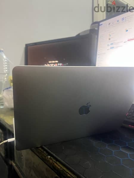 macbook pro 2016 2