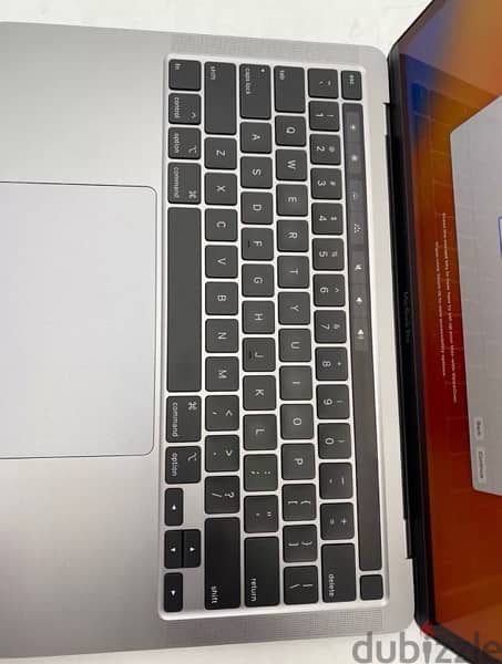 MacBook Pro 2019 CORE i5  16GB Ram 256 ssd 1