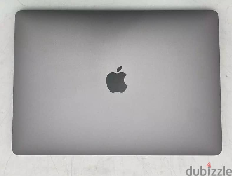 MacBook Pro 2019 CORE i5  16GB Ram 256 ssd 5