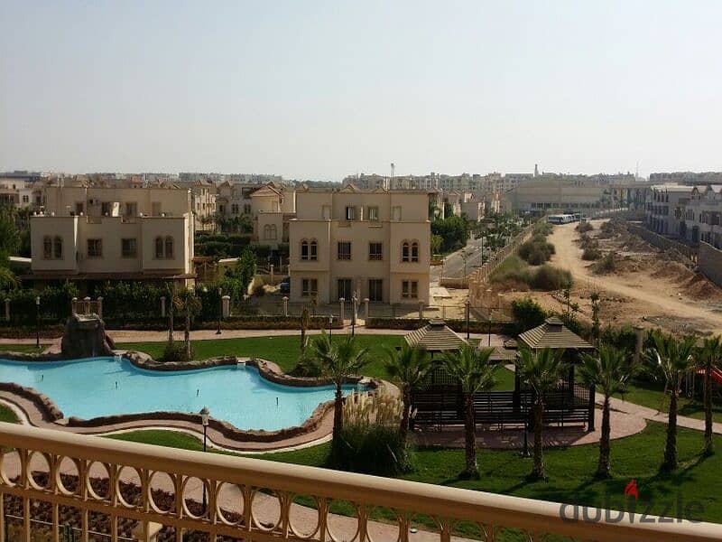 Villa for sale, twin house, 303 sqm, lowest price in Greens Compound, Sheikh Zayed, semi-finished, view on the lake and landscape 8