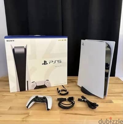 playstaion 5 disc version +2 gifts resident evil 4 remake & ps5 camera