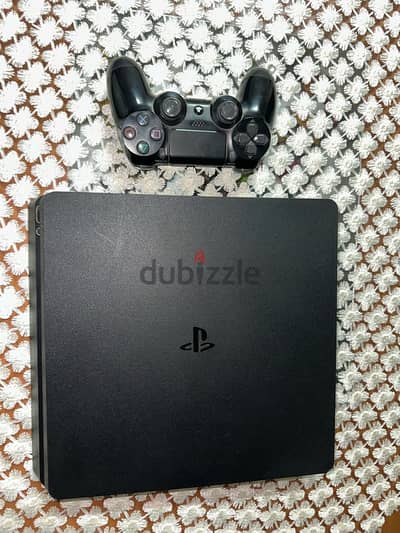 PlayStation 4 slim 1Tb