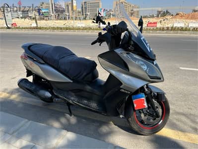 kymco downtown 300 cc كيمكو داون تاون ٣٠٠ سيسي