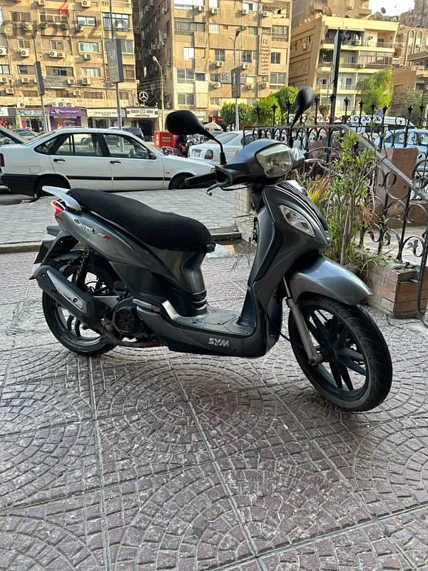 Scooter SYM Symphony S حالة ممتازة 1