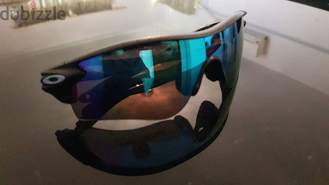 بسعر لقطة نضارة وكاب اوكي من امريكا Oakley اوريجنال 2