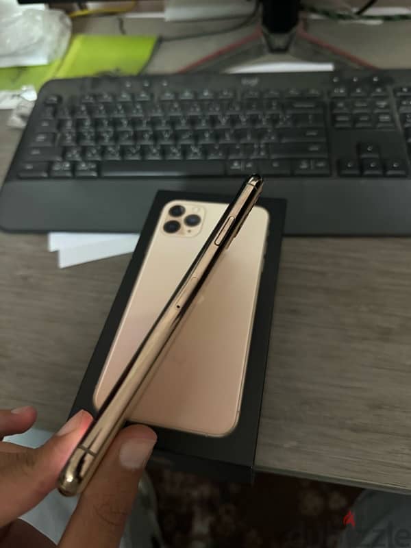 iphone 11 pro max 3