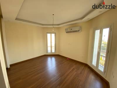 Apartment for rent with kitchen & Acs in m-v hyde park