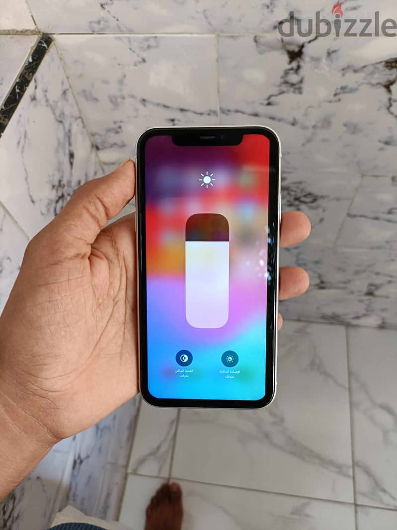 IPhone 11 64 giga بيع او بدل 2