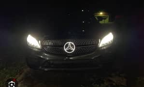 Mercedes Benz Illuminated Star