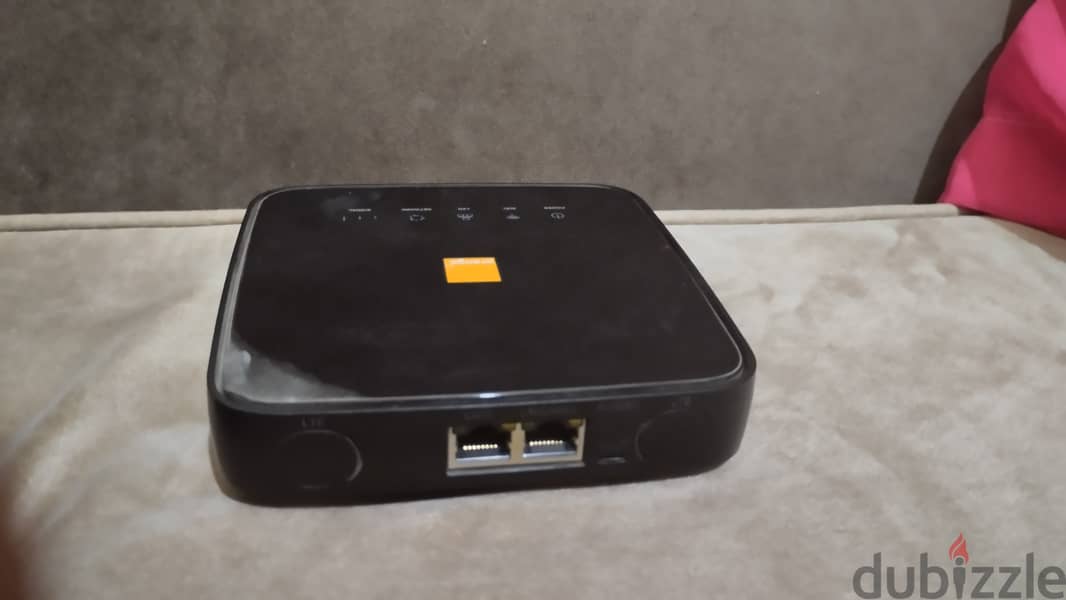 Router Home 4G Orange روتر هوائى اورانج 1