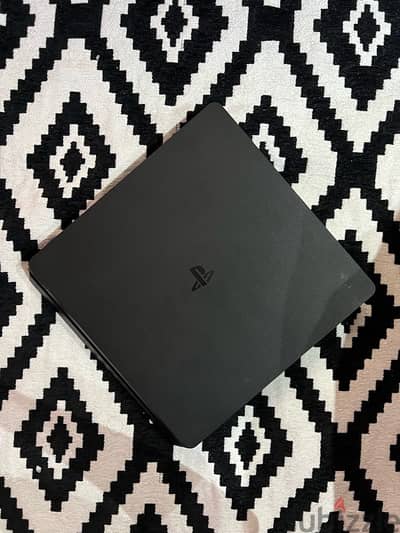 PS4 slim 500 GB