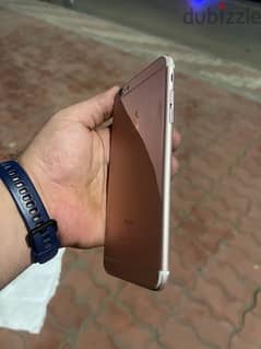 iphone 6s plus 32 بحاالة الزيررو