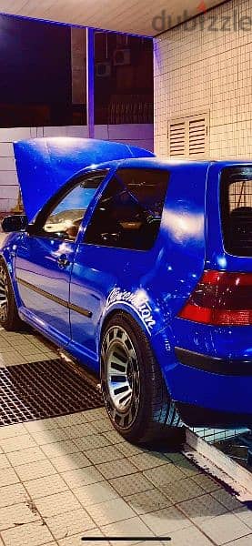 Volkswagen Golf 2001 1