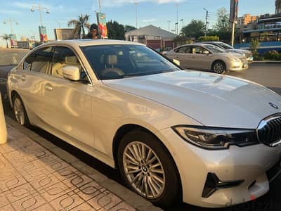 BMW 320 /  2021 /  Luxury / 2000CC / كالزيرو