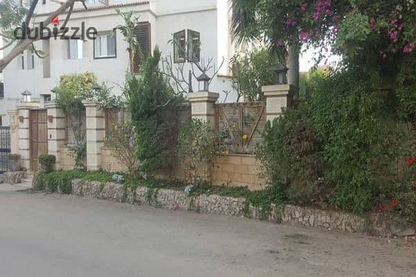 TownHouse For Sale Hadayek Elmohandseen Compound  240 Sqm Prime Location . 1