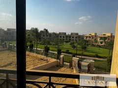 villa for sale in Madinaty, townhouse, model F3, corner double face view, wide garden view, payment facilities, area ( 295 sq)