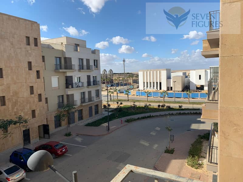 Apartment for sale in court yard   Bua 165m  Garden 50 m fully finished 4