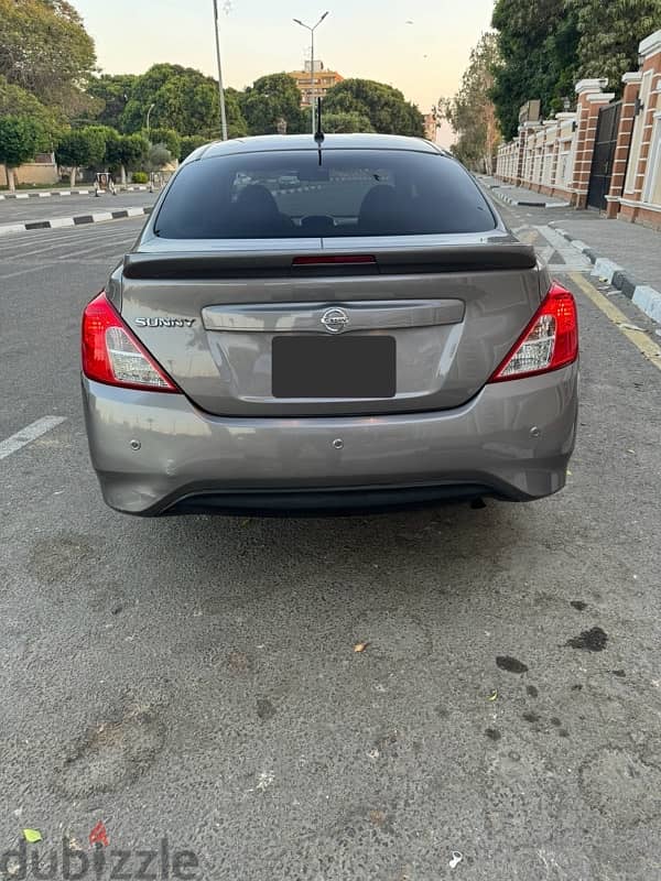 Nissan Sunny 2020 1