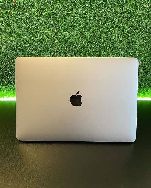 Mac book pro 2017 2