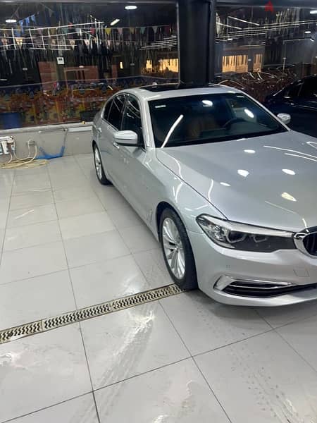 BMW 520i luxury 2018 الماني وكيل 12