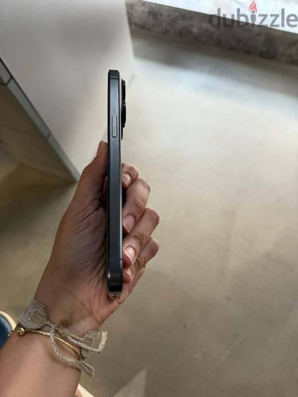 iphone 15 pro max black titanium  like new 1