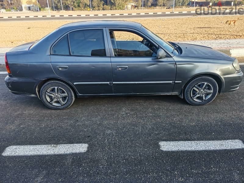 Hyundai Verna 1.6 2013 6