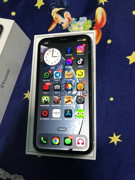 iPhone XR 1