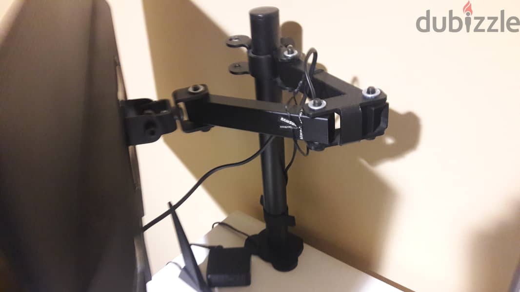 Monitor Mount | حامل شاشة كمبيوتر 5