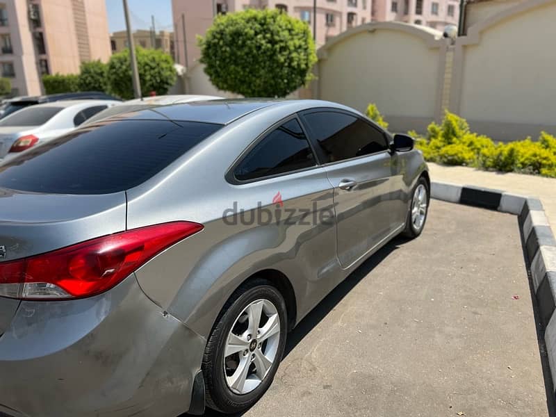 Hyundai Elantra Coupe 2013 9