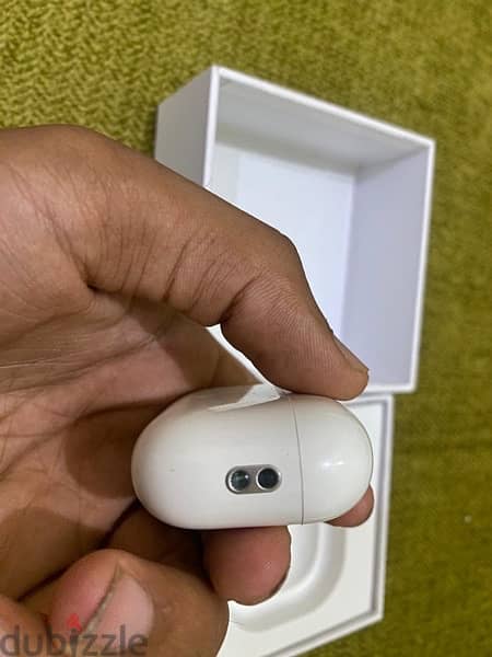 سماعه Airpod ايفون اصليه لم تستخدم 2