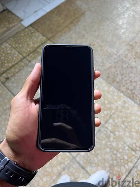 متاح iphone xs max للبدل ب iPhone 11 pro max فقط 1