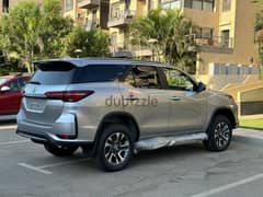 Toyota Fortuner 2025