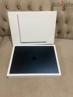 Macbook Air M3 15 Inch 2024 اتشحن مرتين فقط عربي انجليزي بكل حاجته 0