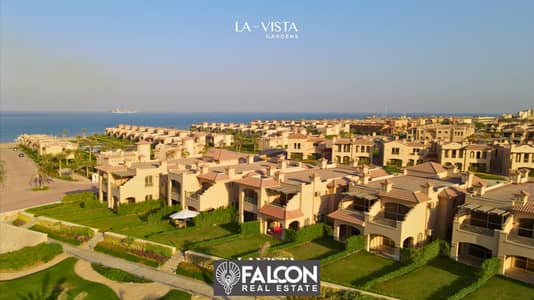 For sale, chalet + garden, immediate receipt, first row on the sea, in the heart of Ain Sokhna, in La Vista Garden Village, in installments over 5 yea