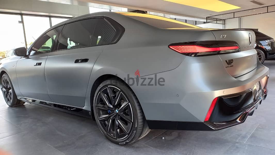 BMW I7 2023 14