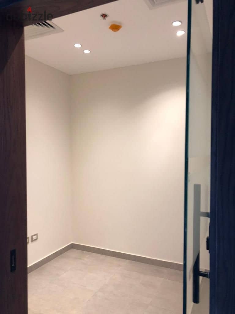 مكتب للايجار في ريتزي مول قلب الشيخ زايد office for rent in ritzy mall in the heart of el sheikh zayed 6